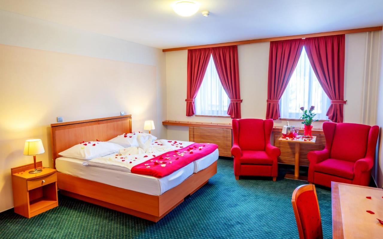 Hotel Slovan Comfort Jeseník Eksteriør bilde