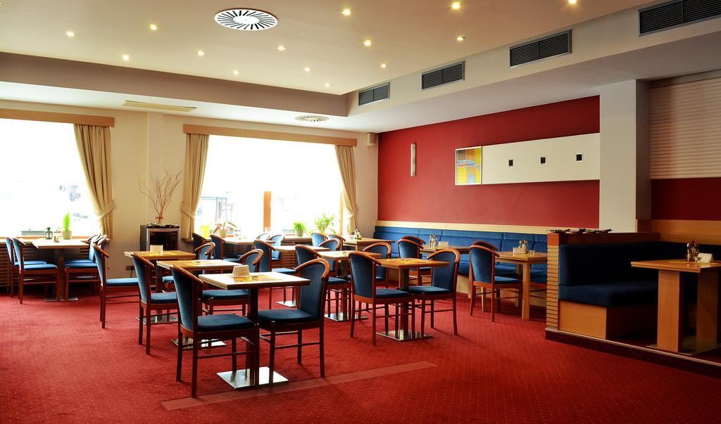 Hotel Slovan Comfort Jeseník Eksteriør bilde